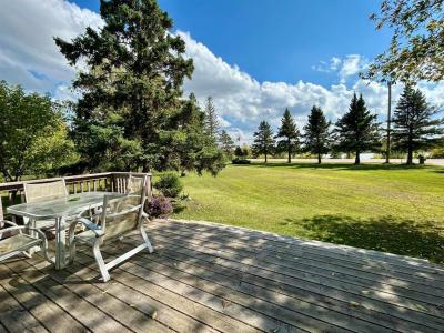 1089 BREEZY POINT ROAD, St Andrews, Manitoba R1A 2A7, Canada