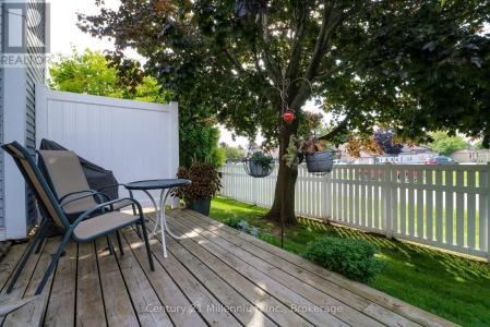 83 VICTORIA STREET, Meaford, אונטריו N4L 1R4, קנדה 