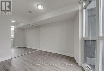 9 VALHALLA INN ROAD, Toronto (islington-city Centre West), أونتاريو M9B 1S9, كندا 