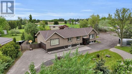 5995 17TH SIDEROAD, King, Ontario L0G 1T0, Kanada