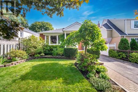 151 BROOKLAWN AVENUE, Toronto (cliffcrest), オンタリオ M1M 2P8, カナダ