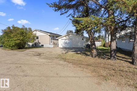 5019 62 ST, Cold Lake, Alberta T9M 1T6, Canada