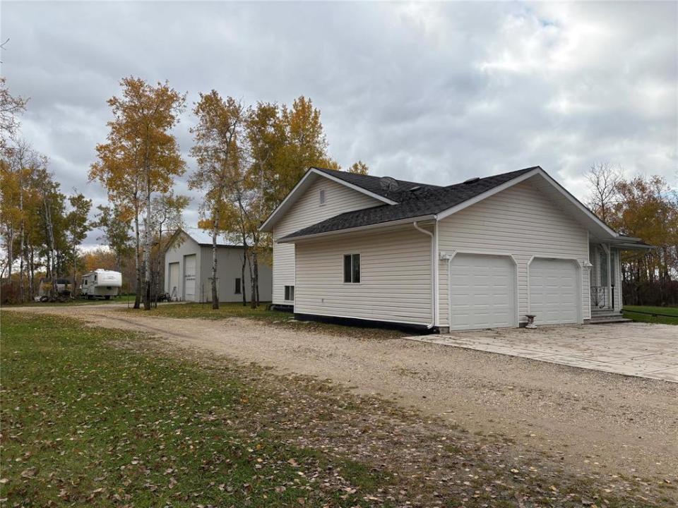194 HEIN DRIVE, La Broquerie, Manitoba R0A 0W0, Canada