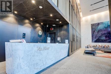 585 BLOOR STREET EAST, Toronto (north St. James Town), Ontario M4W 0B3, Canada