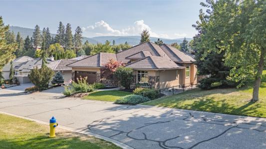 4157 GALLAGHERS PARKLAND DRIVE, Kelowna, Colúmbia Britânica V1W 3Z8, Canadá