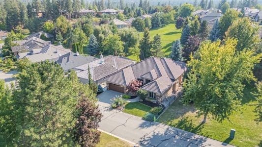 4157 GALLAGHERS PARKLAND DRIVE, Kelowna, Colúmbia Britânica V1W 3Z8, Canadá