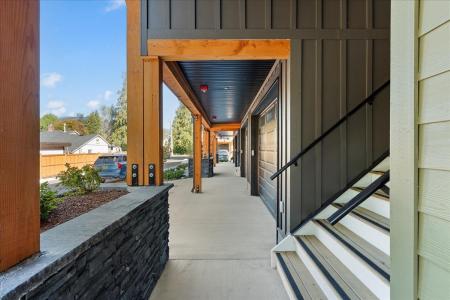 46106 RIVERSIDE DRIVE, Chilliwack, British Columbia V2P 3K9, Canada