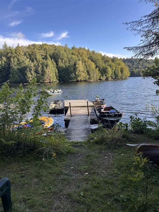 4784  Ch. du Lac-Grothé, Wentworth-Nord, Quebec J0T 1Y0, CANADÁ