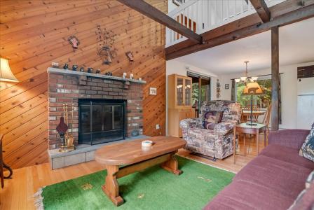 148 Lake Shore Drive, Dingmans Ferry, Pensylwania 18328, USA