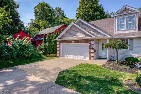 7146 Maple Street , B, Mentor, Ohio 44060, Estados Unidos