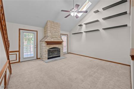 7146 Maple Street , B, Mentor, Ohio 44060, Estados Unidos