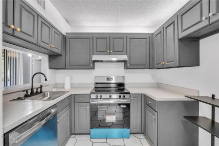 10690 NW 14th St #136, Plantation, فلوريدا 33322, الولايات المتحدة