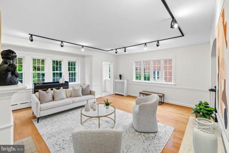 1628 44th Street NW, Washington, Washington D.C. 20007