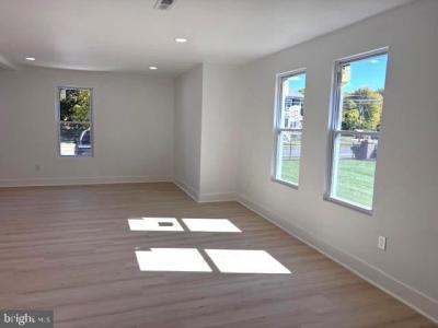 213-15 S Academy St, GLASSBORO, New Jersey 08028, Stati Uniti