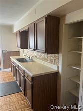 89 N. Montgomery St Unit #2, Walden, 纽约州 12586, 美国