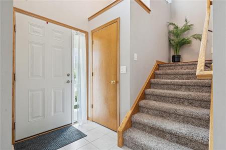 2010 Newcastle Road, Marion, 爱荷华州 52302, 美国