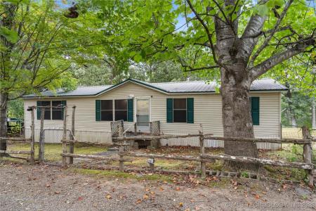 106439 S 4806 Road, Muldrow, Oklahoma 74948, USA