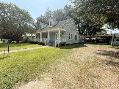 610 E Washington St, Ville Platte, Louisiana 70586, USA