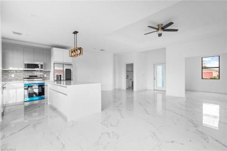 1806 NE 21st Place, Cape Coral, Florida 33909, HOA KỲ