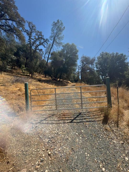 22529 Dog Bar, Grass Valley, California 95949