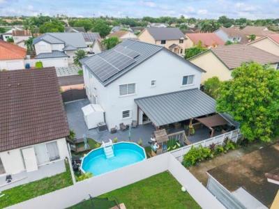 18811 NW 80th Ave, Hialeah, Floride 33015, États-Unis