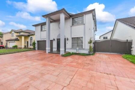 18811 NW 80th Ave, Hialeah, Floride 33015, États-Unis