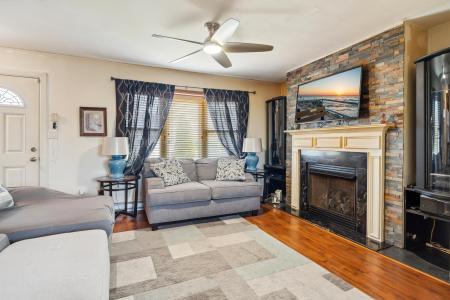 110 Oakdale Avenue, Villas, New Jersey 08251