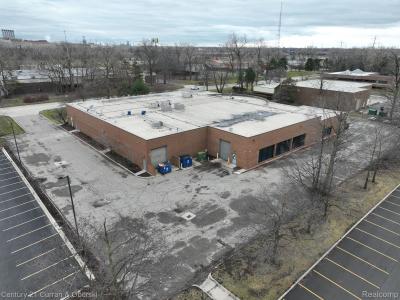 15162 S Commerce Drive, Dearborn, Michigan 48120, Estados Unidos