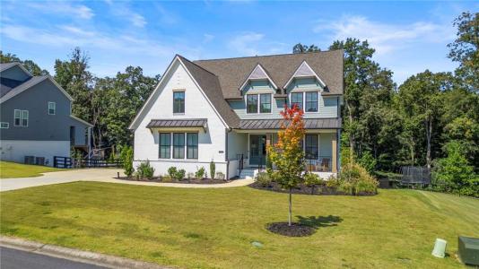 8305 Beryl Overlook, Gainesville, Georgia 30506, Estados Unidos