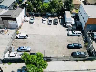 142 S Alameda, Compton, California 90021, Estados Unidos