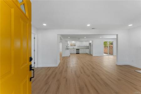 2105 Genevieve Street, San Bernardino, Kalifornia 92405, USA