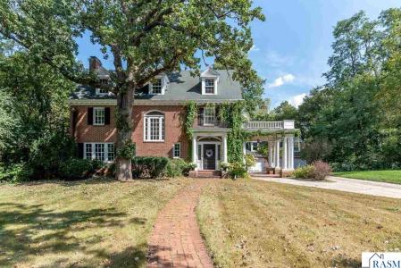 601 Baker Avenue, Mankato, Minnesota 56001, USA