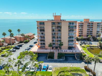 7430 Sunshine Skyway Ln S # 403, St Petersburg, Florida 33711, USA