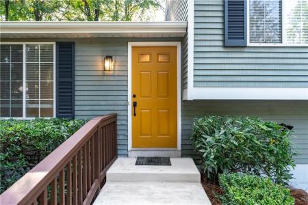 6734 Graves Mill Drive, Norcross, Georgia 30093, USA