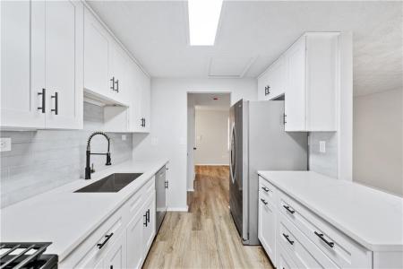 6734 Graves Mill Drive, Norcross, Georgia 30093, USA