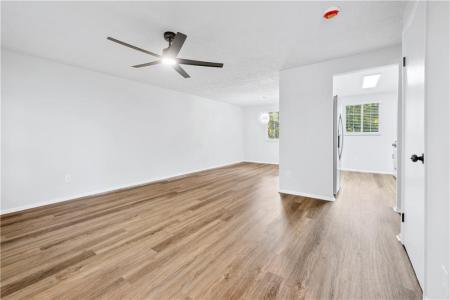 6734 Graves Mill Drive, Norcross, Georgia 30093, USA