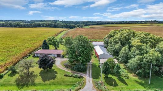 5589 22nd Avenue Trail, Vinton, איווה 52349, ארצות הברית של אמריקה 