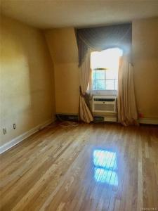 14-04 Michael Place Unit 113-U, Bayside, New York 11360, USA