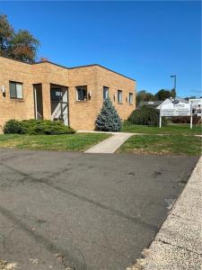 2572 Whitney Avenue, Hamden, Connecticut 06518, USA