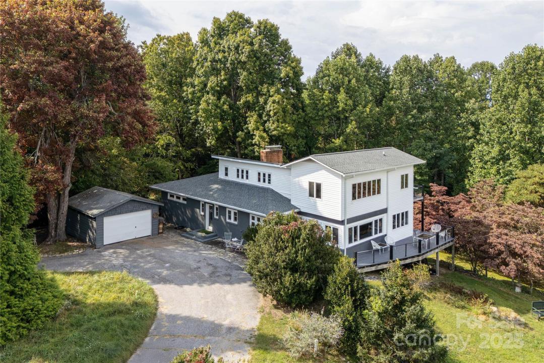 3684 Laurel Park Highway, Laurel Park, North Carolina 28739