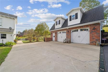 1200 Hahntown Wendel Rd, North Huntingdon, 宾夕法尼亚州 15642, 美国