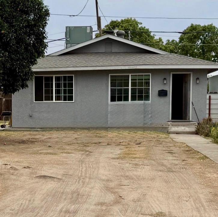 826 1st Street, Livingston, Califórnia 95334, Estados Unidos