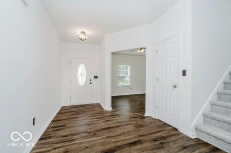 6563 Enclave Boulevard, Greenwood, インディアナ 46143, アメリカ合衆国