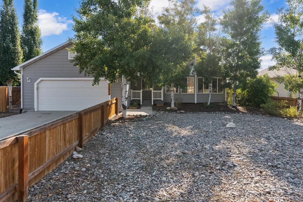 514 North Main St, Twin Bridges, Montana 59754, USA