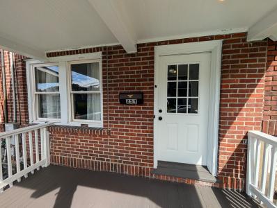 251 Wood Street, Waterbury, 康乃迪克州 06704, 美國