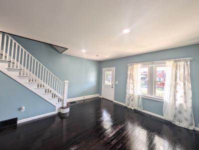 251 Wood Street, Waterbury, 康乃迪克州 06704, 美國
