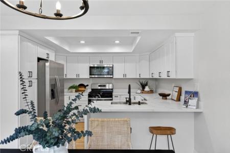 29 Carnation , 64, Rancho Santa Margarita, California 92688, USA