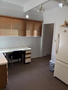 220 E State Street, Sycamore, Illinois 60178