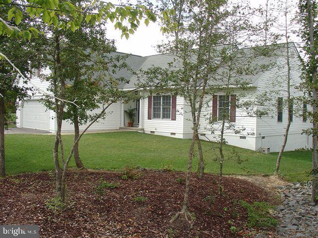 23240 Willow Creek Way, Califórnia, Maryland 20619, Estados Unidos