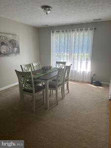 23240 Willow Creek Way, Califórnia, Maryland 20619, Estados Unidos